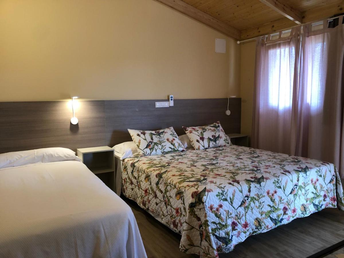 Hostal La Posada De Mari La Cabrera Εξωτερικό φωτογραφία